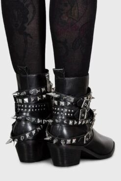 Callista Boots 7 Callista Boots -Killstar Store CALISTA BOOTS SILVER W E 3864d07c f3fb 4054 9186 60fb9b02e5ec