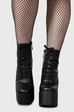 Crescent Boots -Killstar Store CRESCENT BOOTS W E